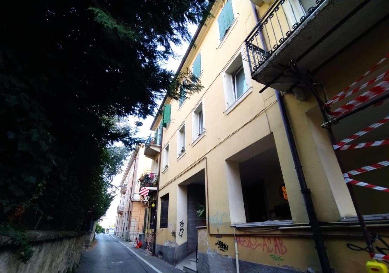 [verona-portavescovo] Graziosa Casa Con Balcone * Verona