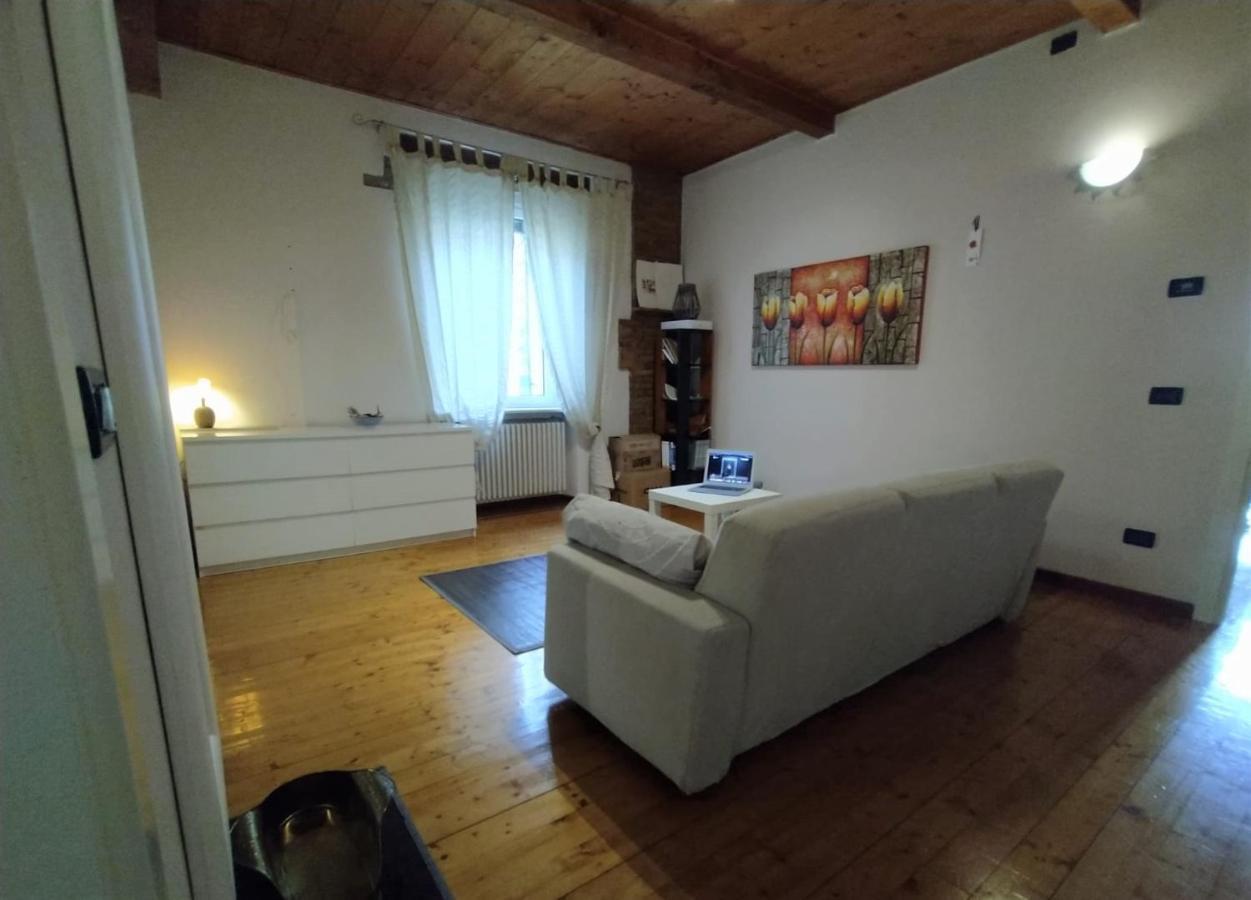 Appartamento [verona-portavescovo] Graziosa Casa Con Balcone Verona